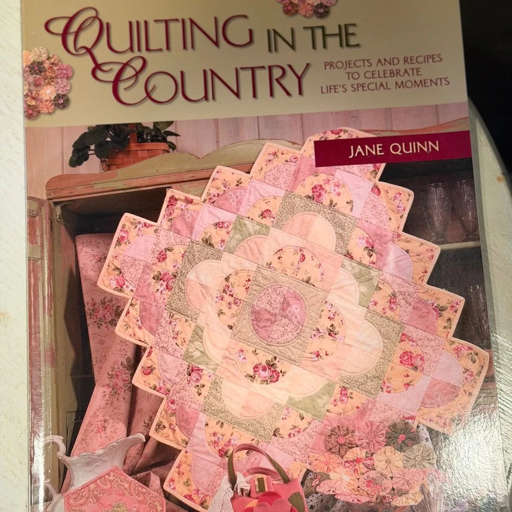 Keepsake Quilting Magazine Fall 2017 & Quilting in the Country Book‎ Lot